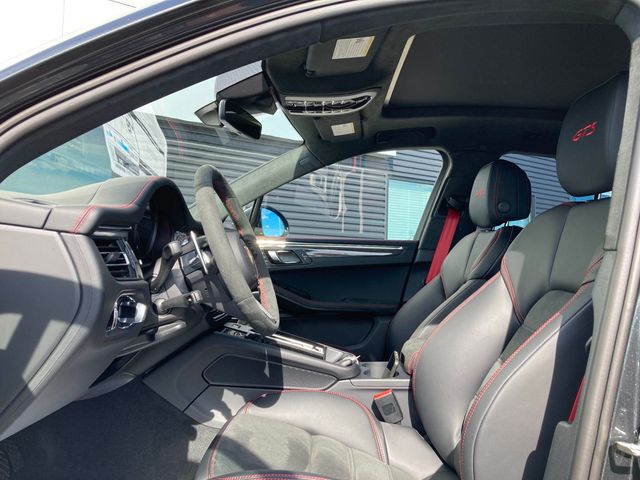2026 Porsche Macan GTS AWD - 22939588 - 4