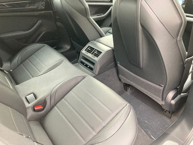 2026 Porsche Panamera 4 AWD - 22936602 - 16