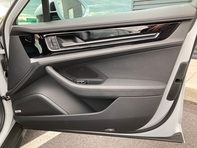 2026 Porsche Panamera 4 AWD - 22936602 - 17