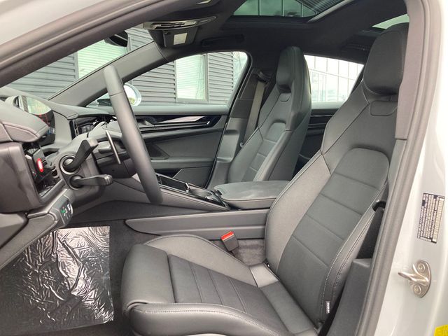 2026 Porsche Panamera 4 AWD - 22936602 - 4