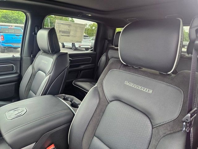2026 Ram 1500 Laramie 4x4 Crew Cab 5'7" Box - 22903781 - 15