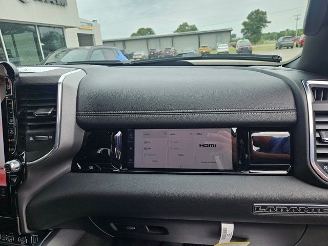 2026 Ram 1500 Laramie 4x4 Crew Cab 5'7" Box - 22903781 - 27