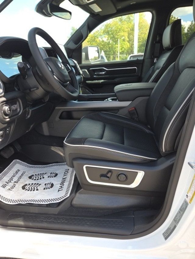 2026 Ram 1500 Laramie 4x4 Crew Cab 5'7" Box - 22907389 - 7