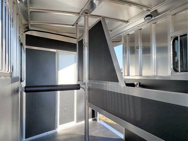 2026 Shadow 2 Horse KingMate Straight Load with Side Ramp  - 22902988 - 10