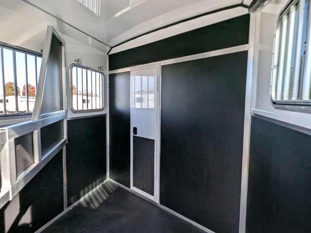 2026 Shadow 2 Horse Slant 9' Living Quarters w/ Slide  - 22938818 - 6