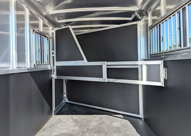 2026 Shadow 2 Horse Slant with Drop Feed Windows & Escape Door  - 22935942 - 5