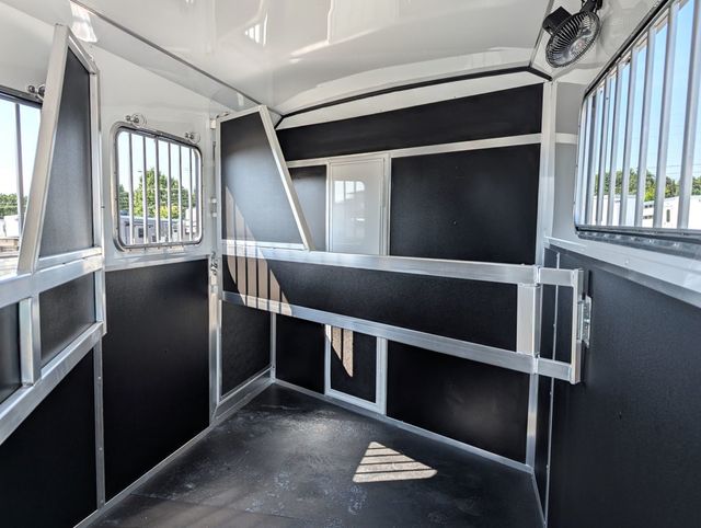 2026 Shadow 3 Horse Slant 9' Living Quarters with Slide  - 22885042 - 11