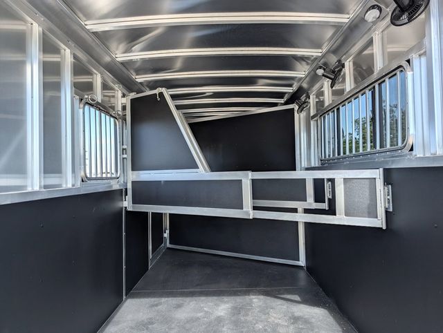 2026 Shadow 3 Horse Slant with Drop Feed Windows  - 22936592 - 5