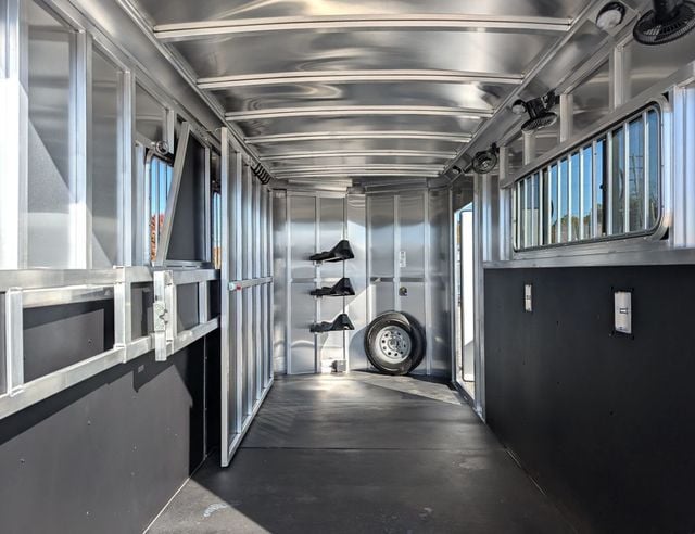 2026 Shadow 3 Horse Slant with Drop Feed Windows  - 22936760 - 8