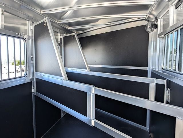 2026 Shadow 3 Horse Slant with Drop Feed Windows Goose Neck  - 22847848 - 6