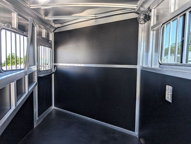 2026 Shadow 3 Horse Slant with Drop Feed Windows Goose Neck  - 22847848 - 8