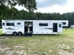 2026 Shadow 4 Horse Head to Head DRAFT w Box Stall & King Tack  - 22904136 - 17