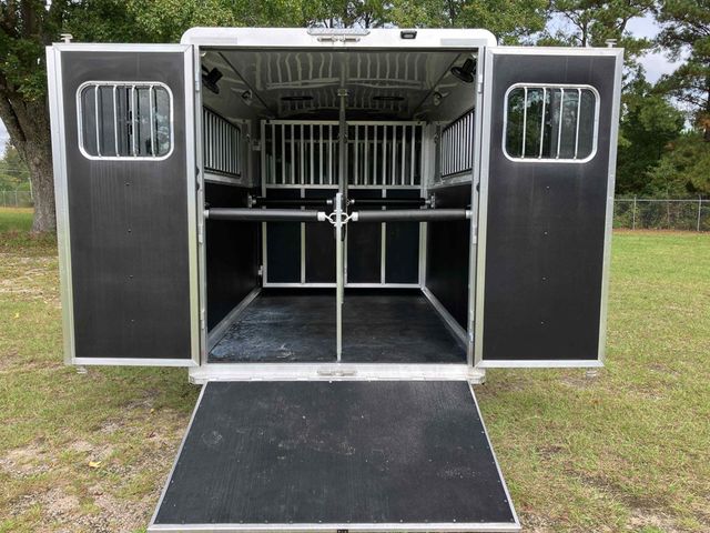 2026 Shadow 4 Horse Head to Head with Box Stall and King Tack  - 22925187 - 10