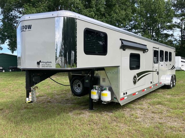 2026 Shadow 4 Horse Slant 10'6 Living Quarters with Slide  - 22899958 - 1
