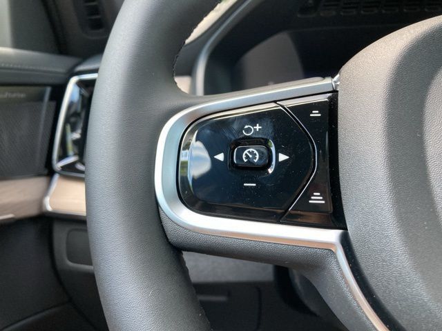 2026 Volvo XC90 B6 AWD Plus 7-Seater - 22875447 - 27