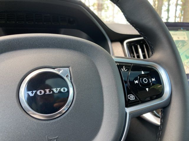 2026 Volvo XC90 B6 AWD Plus 7-Seater - 22875447 - 28