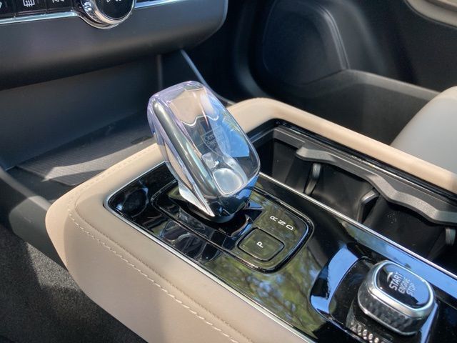 2026 Volvo XC90 B6 AWD Plus 7-Seater - 22875447 - 31