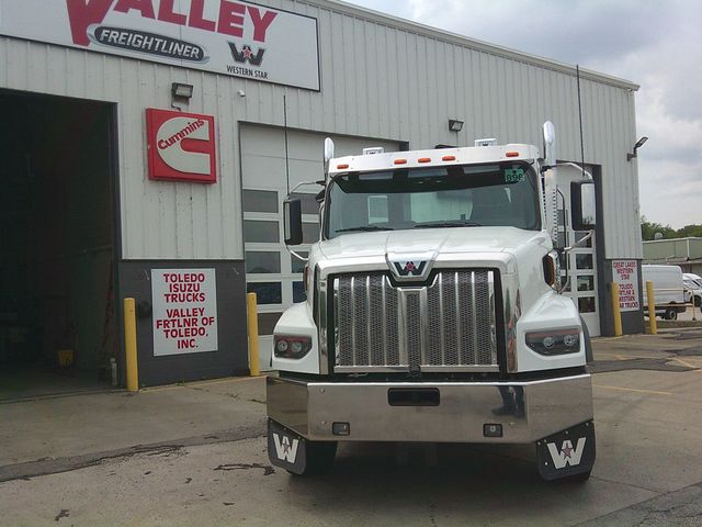 2026 Western Star 49X 2026 WESTERN STAR 49XMISP HEAVY HAUL - 22790723 - 2