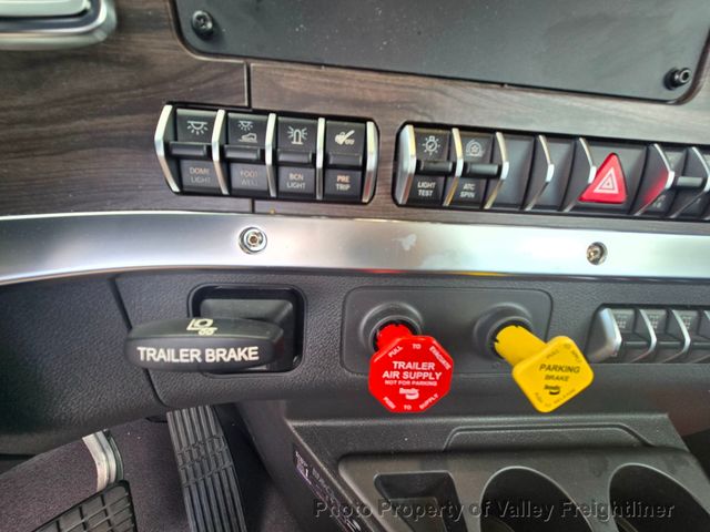 2026 Western Star 49X CAB AND CHASSIS - 22847972 - 18