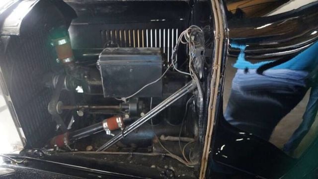 1927 Ford Model A For Sale - 22329931 - 10