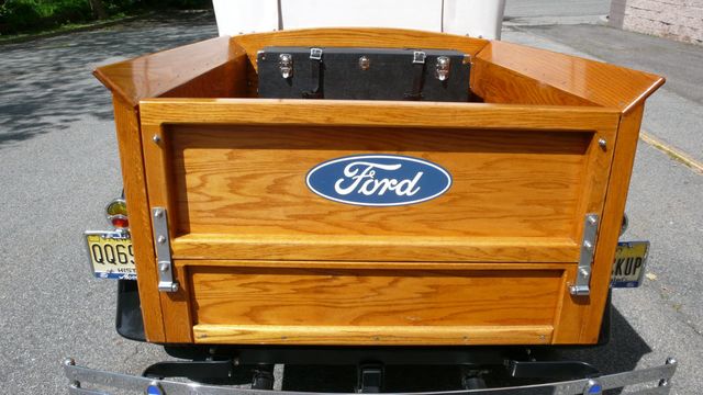1931 Ford MODEL A CONVERTIBLE TRUCK  - 18981858 - 39