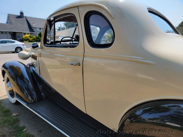 1937 Chevrolet Master Deluxe Sport Coupe - 21582010 - 22