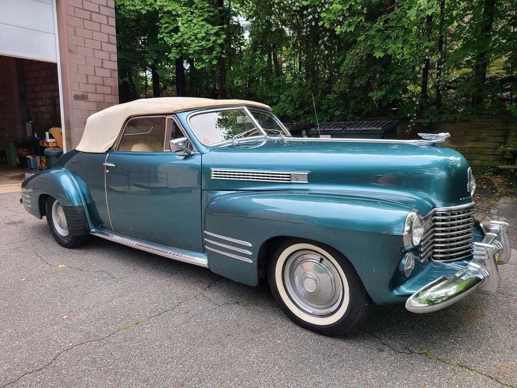 1941 Cadillac series 62 convertible  - 21431349 | Video 1
