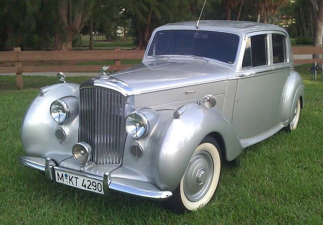 1951 Bentley MARK VI Silver Dawn For Sale - 20485975 - 4
