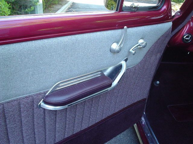 1951 Chevrolet 2dr SEDAN ZZ4 AWESOME - 2164702 - 38