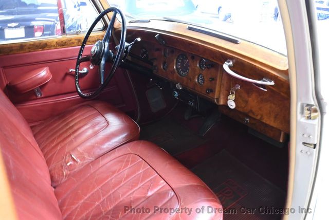 1953 Rolls-Royce Silver Dawn Left Hand Drive - 22274057 - 23