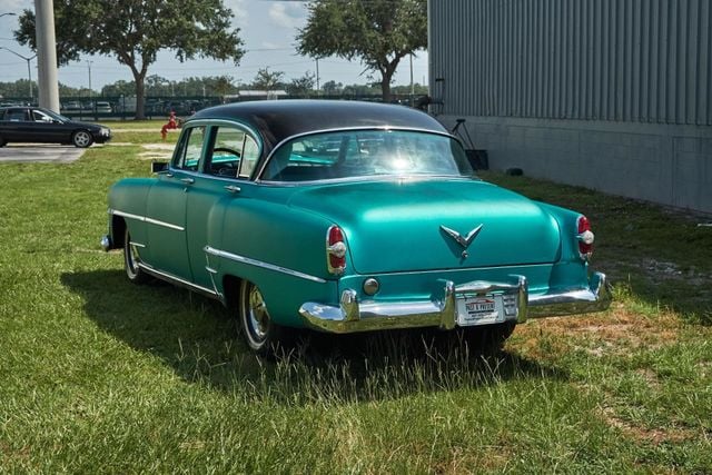 1954 Chrysler New Yorker Custom - 21991331 - 2