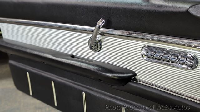 1961 Ford Thunderbird Hardtop For Sale  - 22169503 - 32