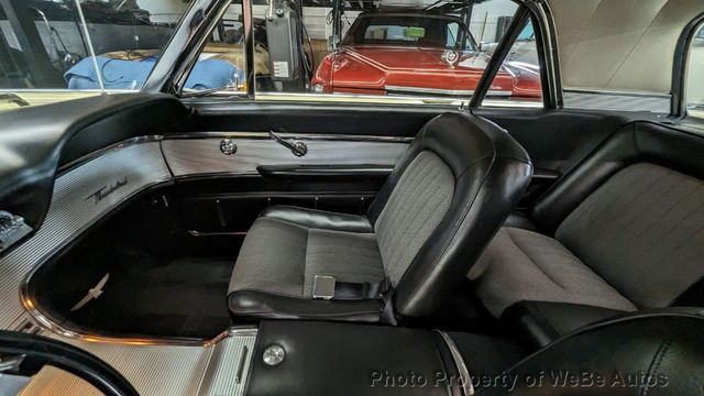 1961 Ford Thunderbird Hardtop For Sale  - 22169503 - 46