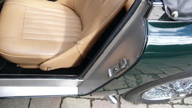 1963 Austin Healey 3000 BJ7 MKII SPORT 2 Plus 2  - 18175617 - 19
