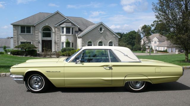 1964 Ford THUNDERBIRD LANDAU - 11860258 | Video 1