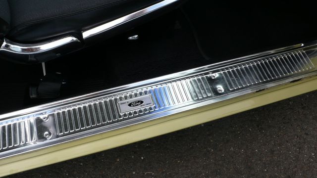1964 Ford THUNDERBIRD LANDAU - 11860258 - 33