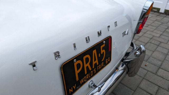 1964 Triumph TR4 Roadster For Sale - 22396758 - 17