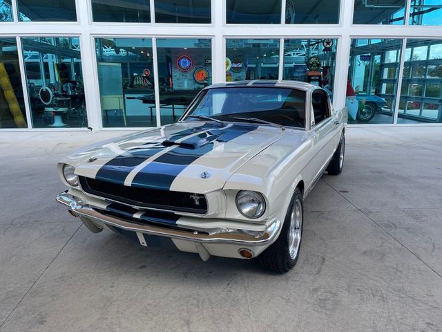 1965 Ford Mustang Shelby GT350 Fastback - 21550383 - 52