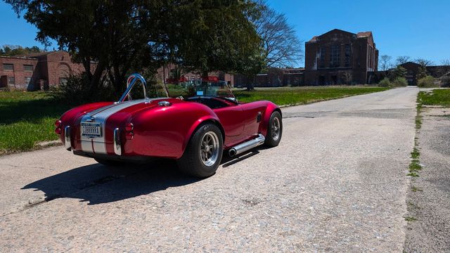1965 Shelby Cobra Factory Five Roadster For Sale - 22414436 - 4