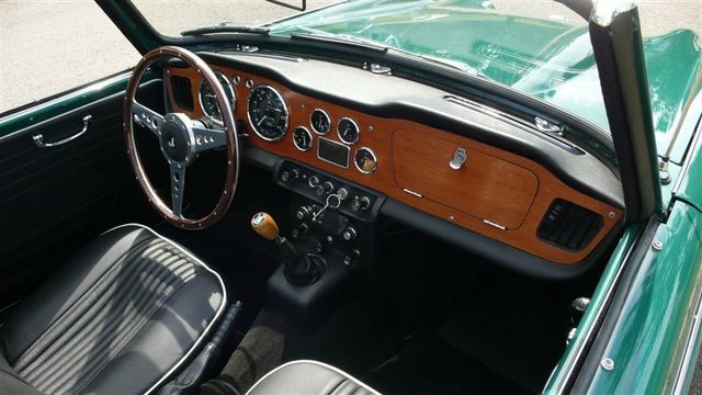 1966 Triumph TR4A RESTORED - 9233409 - 10