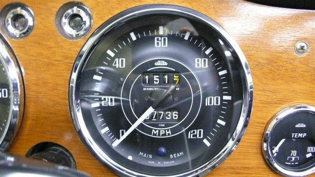 1966 Triumph TR4A RESTORED - 9233409 - 25