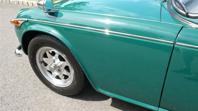1966 Triumph TR4A RESTORED - 9233409 - 30