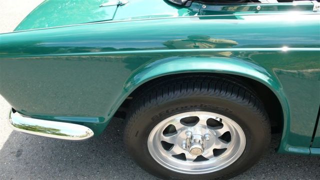 1966 Triumph TR4A RESTORED - 9233409 - 45