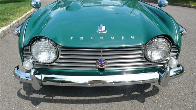 1966 Triumph TR4A RESTORED - 9233409 - 4
