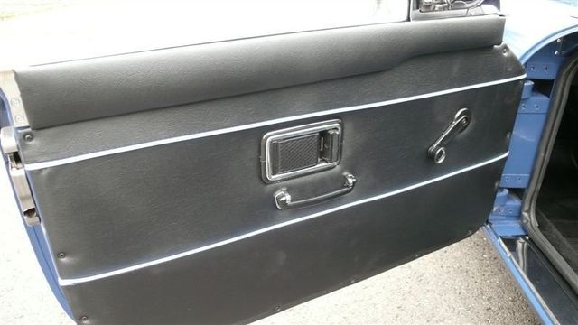 1968 MG MGB RESTORED SHOW CAR - 7795495 - 19