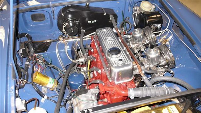 1968 MG MGB RESTORED SHOW CAR - 7795495 - 23