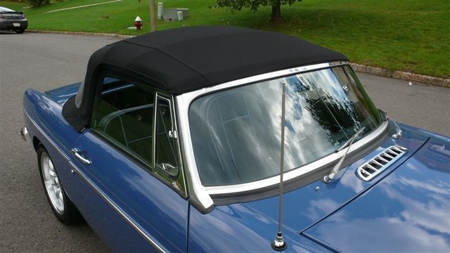 1968 MG MGB RESTORED SHOW CAR - 7795495 - 31