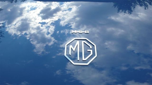 1968 MG MGB RESTORED SHOW CAR - 7795495 - 40