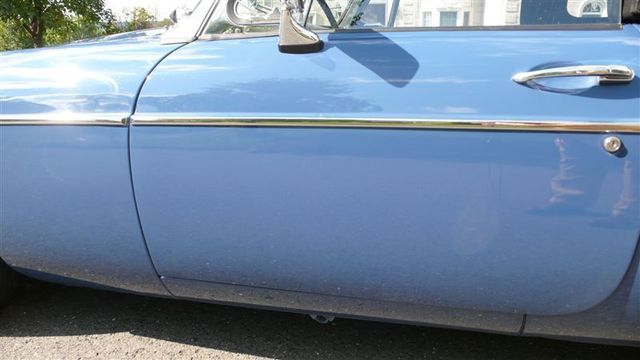 1968 MG MGB RESTORED SHOW CAR - 7795495 - 48
