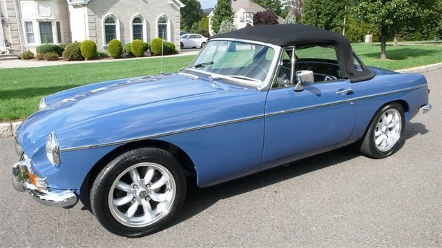 1968 MG MGB RESTORED SHOW CAR - 7795495 - 62
